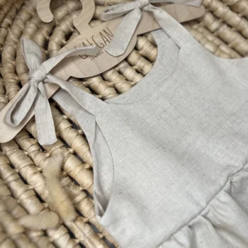 LNIANA SUKIENKA Z WIĄZANYMI RAMIĄCZKAMI